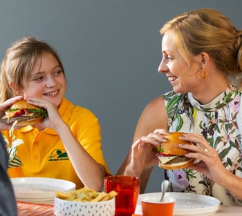 kids0burger__FocusFillWzIyNTAsMTEyNSwieSIsMF0